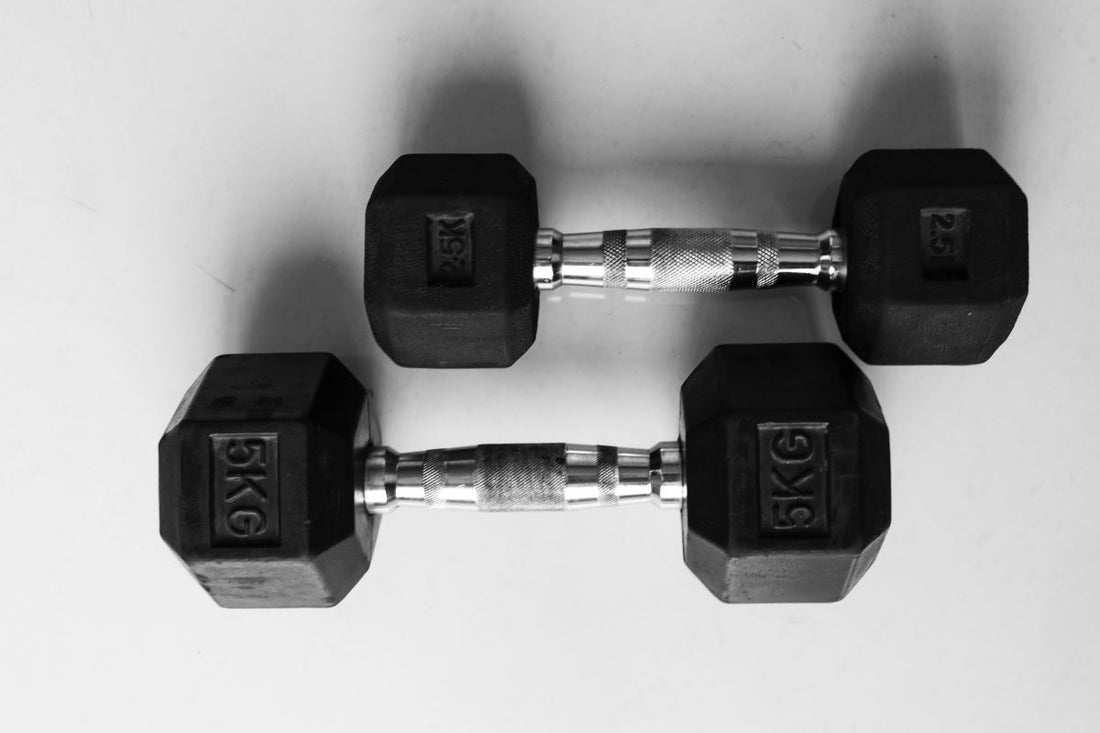 Are Dumbbell Workouts Better Than Using Machines?